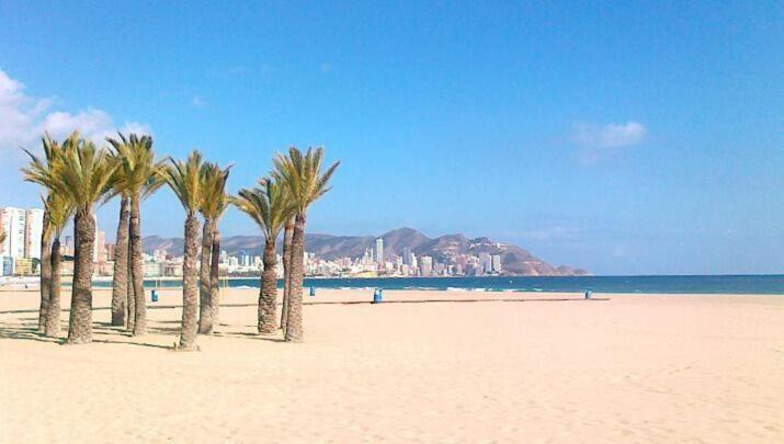 Apartamento Orly Centro Benidorm Luaran gambar
